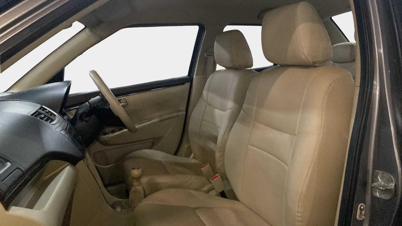 2014 Maruti Swift Dzire VXI, Petrol, Manual, 72,058 km, Right Side Front Door Cabin