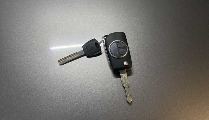 2014 Maruti Swift Dzire VXI, Petrol, Manual, 72,058 km, Key Close Up