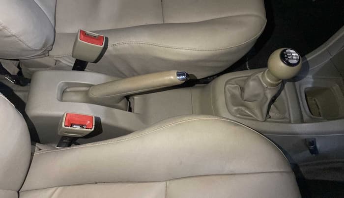 2014 Maruti Swift Dzire VXI, Petrol, Manual, 72,058 km, Gear Lever