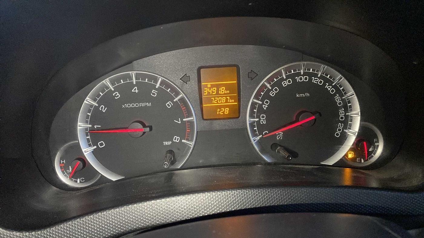 2014 Maruti Swift Dzire VXI, Petrol, Manual, 72,058 km, Odometer Image