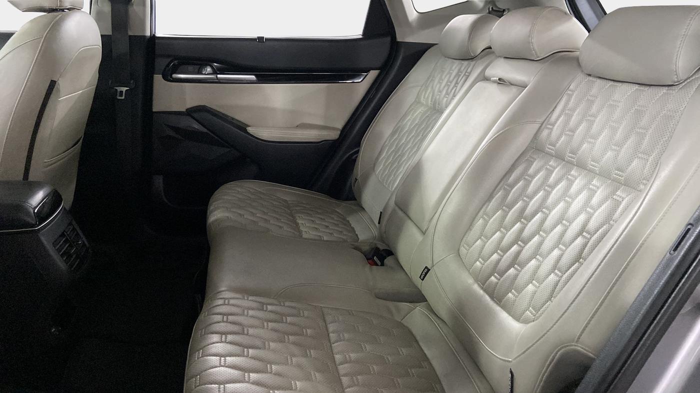 2020 KIA SELTOS HTX 1.5 PETROL, Petrol, Manual, 62,891 km, Right Side Rear Door Cabin
