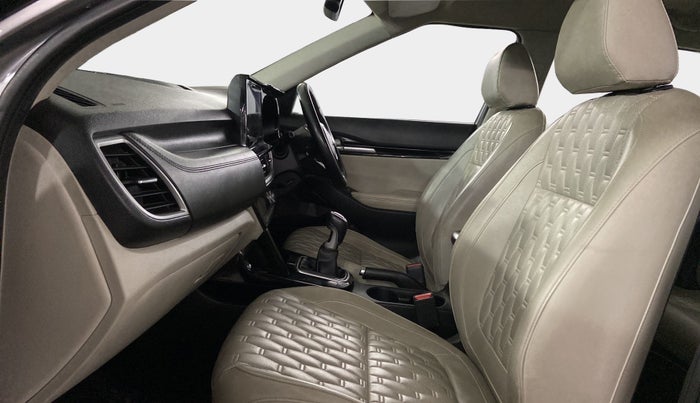 2020 KIA SELTOS HTX 1.5 PETROL, Petrol, Manual, 62,891 km, Right Side Front Door Cabin