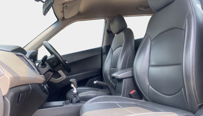 2016 Hyundai Creta SX PLUS 1.6 PETROL, Petrol, Manual, 37,440 km, Right Side Front Door Cabin