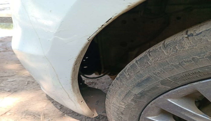 2017 Maruti Ciaz ALPHA 1.4 PETROL, Petrol, Manual, 51,850 km, Left fender - Lining loose