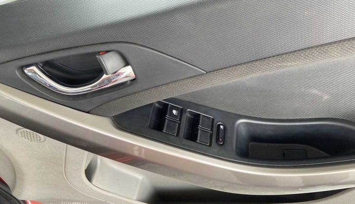 2019 Tata NEXON XZ PLUS PETROL DUAL TONE, Petrol, Manual, 38,567 km, Driver Side Door Panels Control