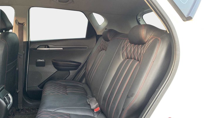 2021 KIA SONET HTE 1.5, Diesel, Manual, 26,505 km, Right Side Rear Door Cabin