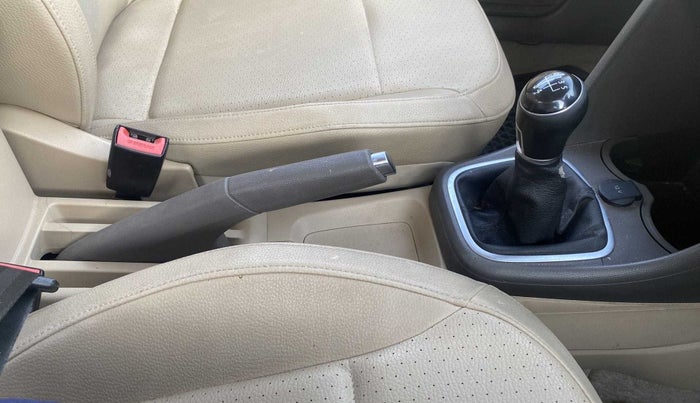 2019 Volkswagen Vento HIGHLINE DIESEL 1.5, Diesel, Manual, 85,738 km, Gear Lever