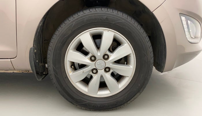 2014 Hyundai i20 SPORTZ 1.2, Petrol, Manual, 40,194 km, Right Front Wheel
