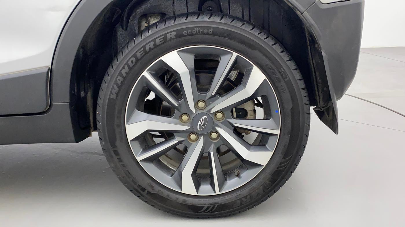 2021 Mahindra XUV300 W8 (O) 1.2 PETROL, Petrol, Manual, 22,402 km, Left Rear Wheel