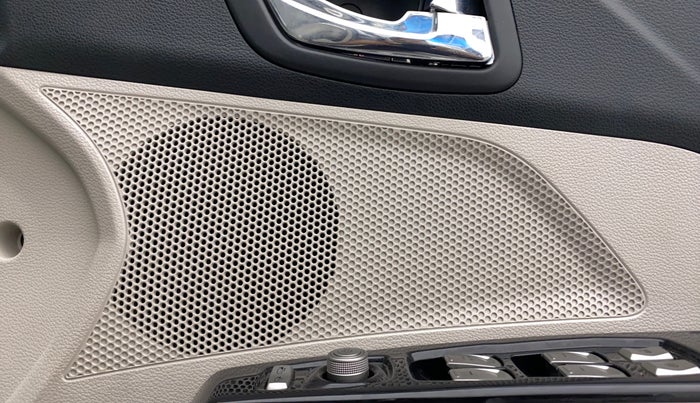 2021 Mahindra XUV300 W8 (O) 1.2 PETROL, Petrol, Manual, 22,402 km, Speaker