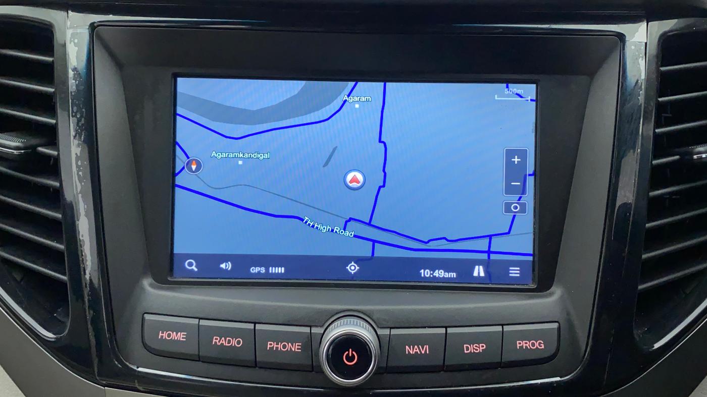 2021 Mahindra XUV300 W8 (O) 1.2 PETROL, Petrol, Manual, 22,402 km, Navigation System