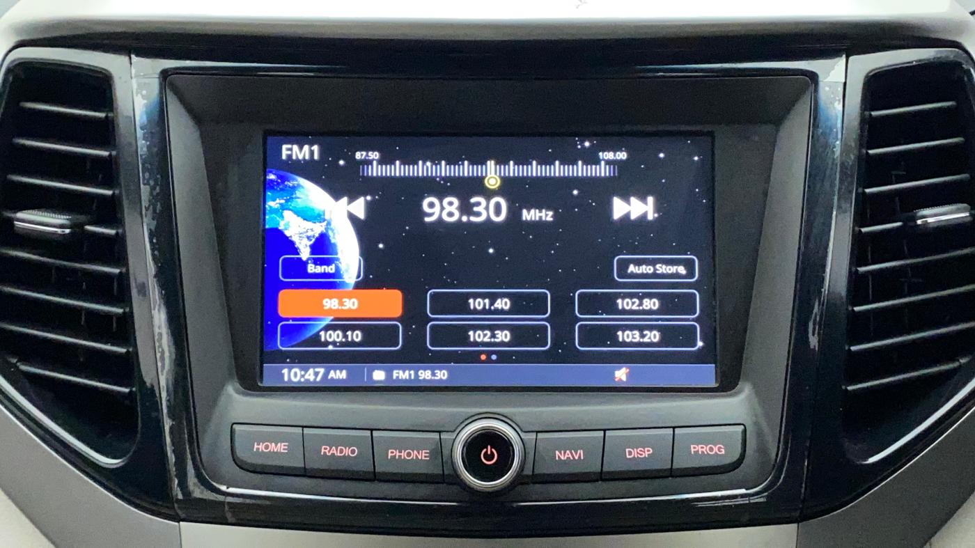 2021 Mahindra XUV300 W8 (O) 1.2 PETROL, Petrol, Manual, 22,402 km, Infotainment System