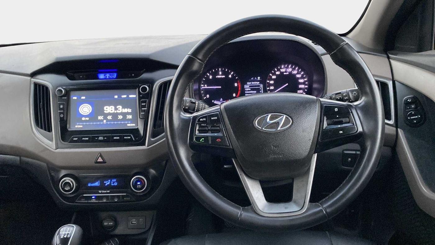 2016 Hyundai Creta SX PLUS 1.6 DIESEL, Diesel, Manual, 71,348 km, Steering Wheel Close Up