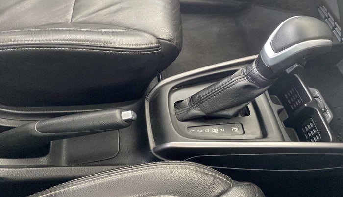 2019 Maruti XL6 ALPHA AT, Petrol, Automatic, 99,804 km, Gear Lever