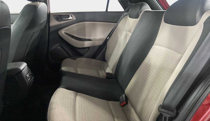 2016 Hyundai Elite i20 SPORTZ 1.2, Petrol, Manual, 38,646 km, Right Side Rear Door Cabin