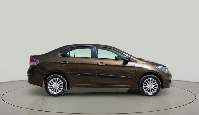 2015 Maruti Ciaz VXI+, Petrol, Manual, 99,741 km, Right Side