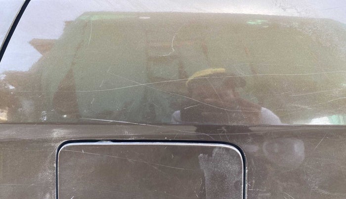 2015 Maruti Ciaz VXI+, Petrol, Manual, 99,741 km, Left quarter panel - Minor scratches