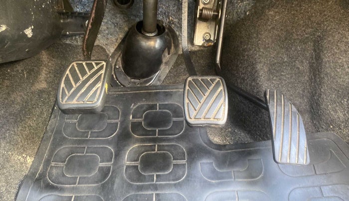 2015 Maruti Wagon R 1.0 VXI, Petrol, Manual, 28,131 km, Pedals