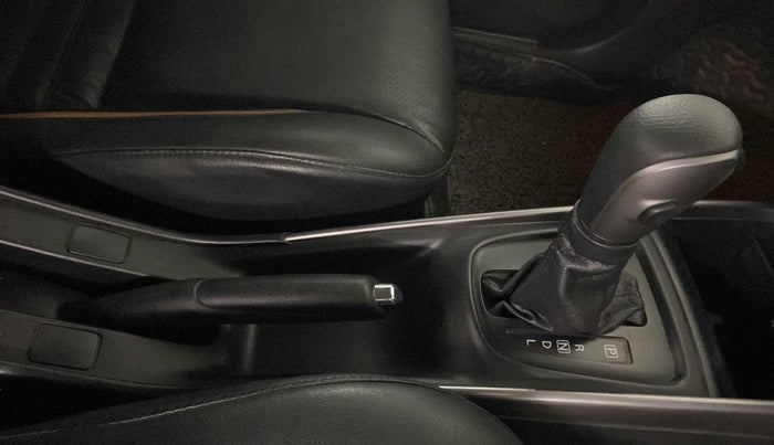2019 Toyota Glanza V CVT, Petrol, Automatic, 27,336 km, Gear Lever
