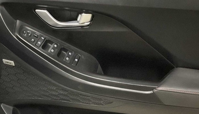 2020 Hyundai Creta SX (O) 1.4 TURBO DCT, Petrol, Automatic, 37,895 km, Driver Side Door Panels Control