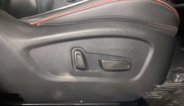 2020 Hyundai Creta SX (O) 1.4 TURBO DCT, Petrol, Automatic, 37,895 km, Driver Side Adjustment Panel