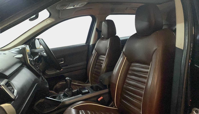 2021 Tata Harrier XT PLUS 2.0L KRYOTEC DARK EDITON, Diesel, Manual, 70,883 km, Right Side Front Door Cabin