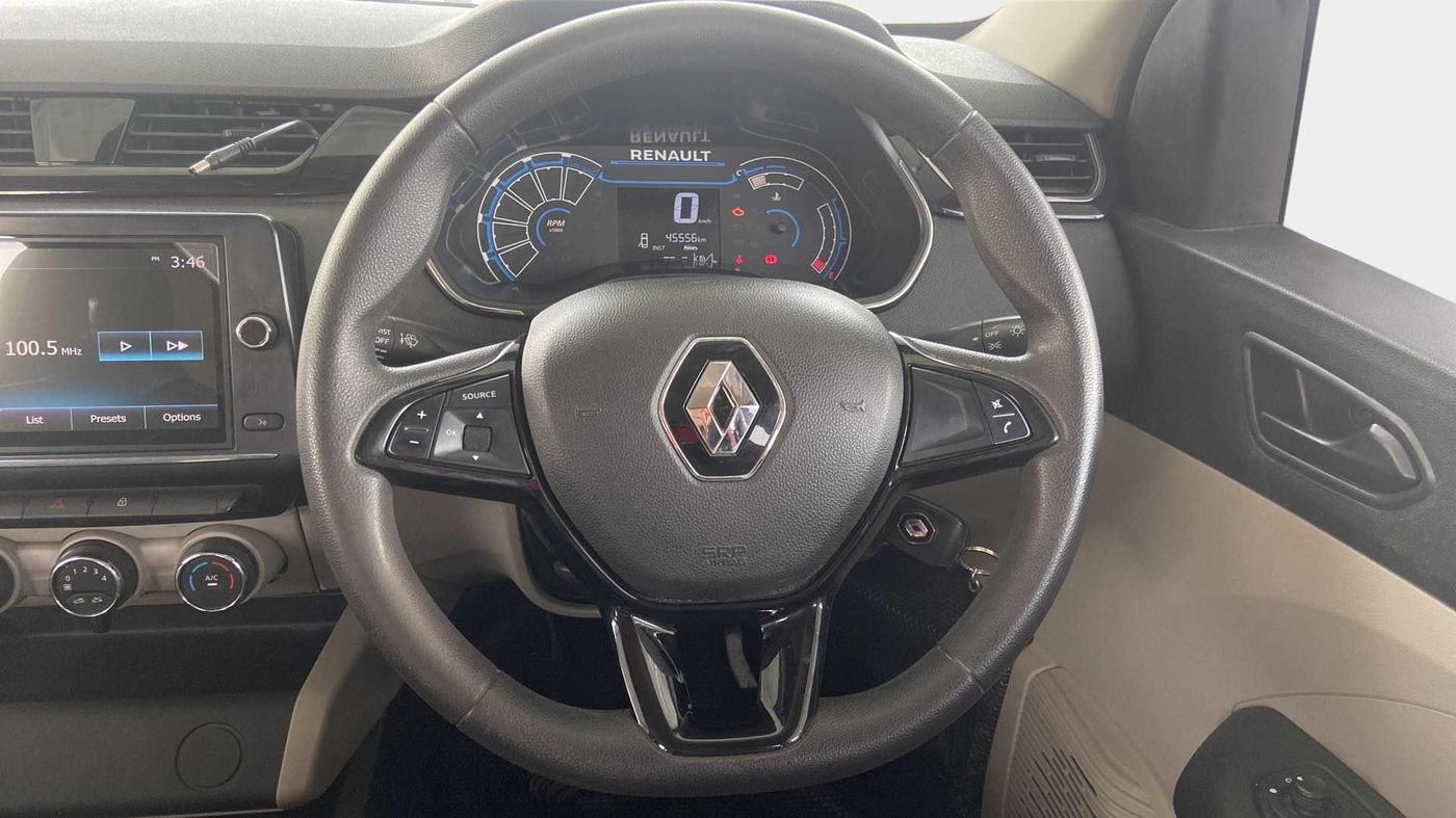 2021 Renault TRIBER RXT, Petrol, Manual, 45,532 km, Steering Wheel Close Up