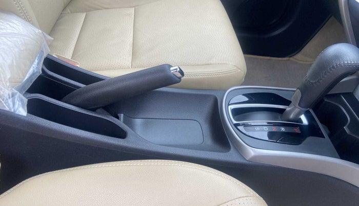 2020 Honda City 1.5L I-VTEC ZX CVT, Petrol, Automatic, 9,593 km, Gear Lever