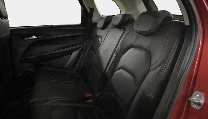 2020 MG HECTOR SHARP HYBRID 1.5 PETROL, Petrol, Manual, 43,279 km, Right Side Rear Door Cabin
