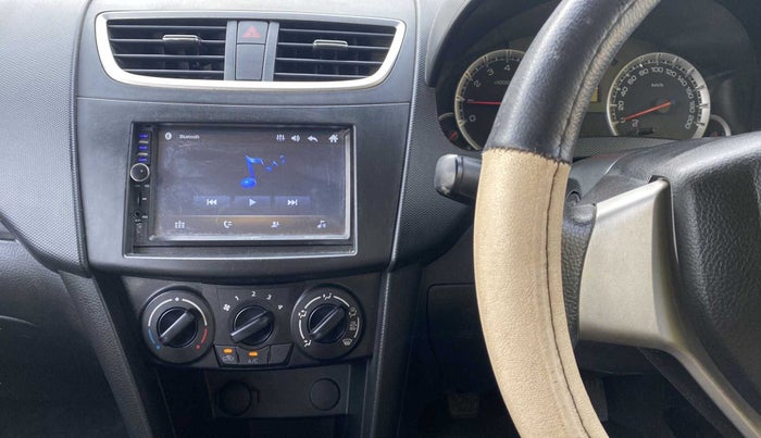 2014 Maruti Swift VXI, Petrol, Manual, 14,204 km, Infotainment System