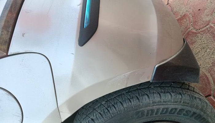 2014 Maruti Swift VXI, Petrol, Manual, 14,204 km, Rear bumper - Minor scratches