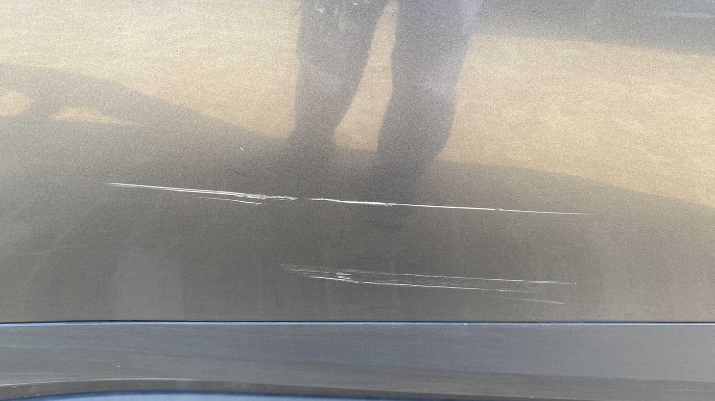 2022 Tata NEXON XE PETROL, Petrol, Manual, 21,025 km, Front passenger door - Minor scratches
