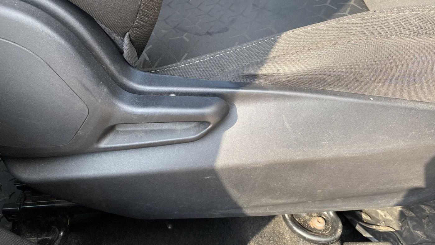 2022 Tata NEXON XE PETROL, Petrol, Manual, 21,025 km, Driver Side Adjustment Panel