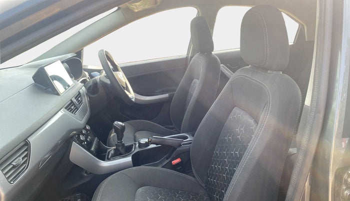 2022 Tata NEXON XE PETROL, Petrol, Manual, 21,025 km, Right Side Front Door Cabin