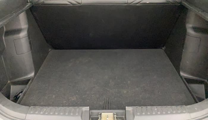 2020 Maruti Vitara Brezza LXI, Petrol, Manual, 48,553 km, Boot Inside