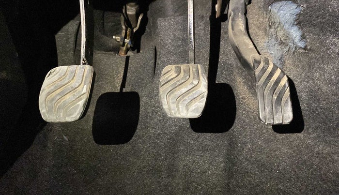 2018 Renault Kwid RXT 1.0, Petrol, Manual, 29,362 km, Pedals