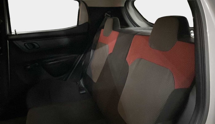 2018 Renault Kwid RXT 1.0, Petrol, Manual, 29,362 km, Right Side Rear Door Cabin