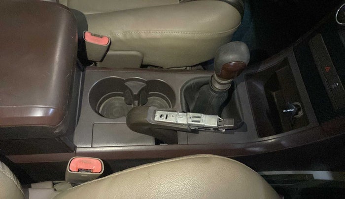 2014 Mahindra XUV500 W4, Diesel, Manual, 93,677 km, Gear Lever