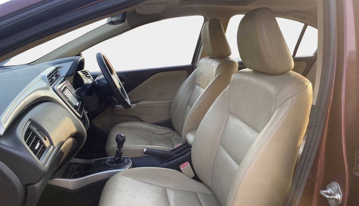 2016 Honda City 1.5L I-VTEC VX (O) MT, Petrol, Manual, 61,880 km, Right Side Front Door Cabin