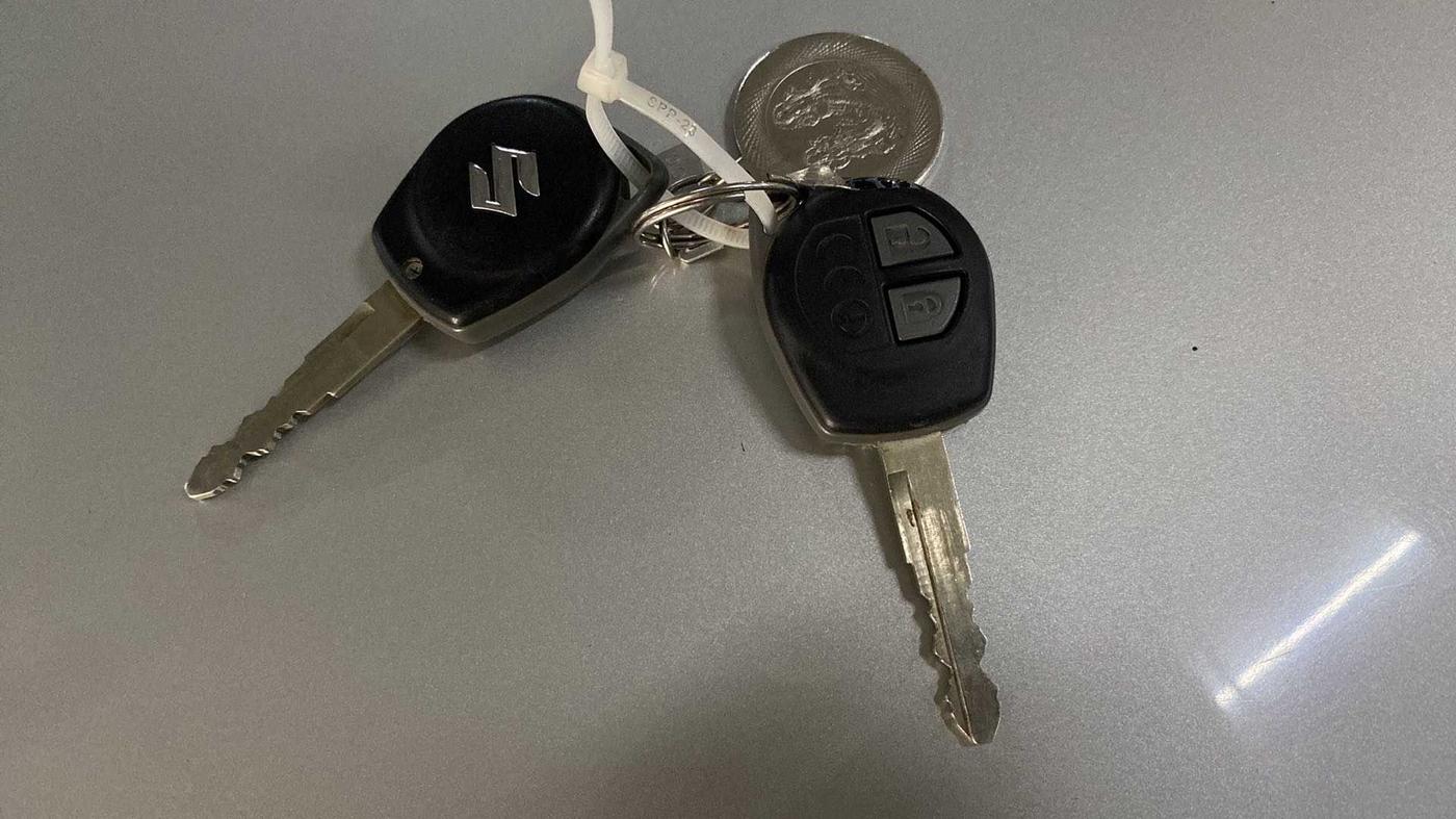 2019 Maruti New Wagon-R VXI 1.2 AMT, Petrol, Automatic, 11,607 km, Key Close Up