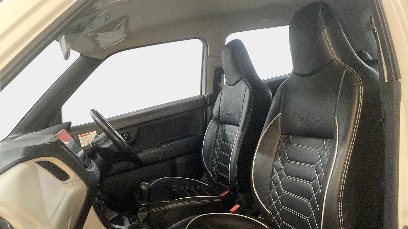 2021 Maruti New Wagon-R LXI CNG 1.0, CNG, Manual, 42,925 km, Right Side Front Door Cabin