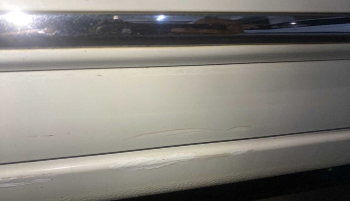2021 Maruti New Wagon-R LXI CNG 1.0, CNG, Manual, 42,925 km, Front passenger door - Minor scratches