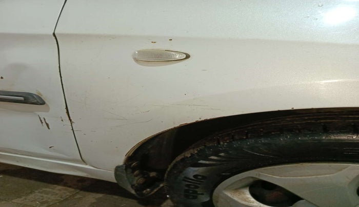 2019 Tata Tiago XT DIESEL, Diesel, Manual, 1,13,660 km, Right fender - Minor scratches