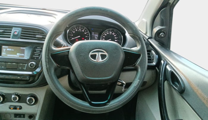 2019 Tata Tiago XT DIESEL, Diesel, Manual, 1,13,660 km, Steering Wheel Close Up