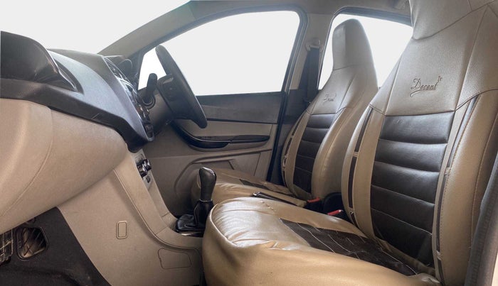 2019 Tata Tiago XT DIESEL, Diesel, Manual, 1,13,660 km, Right Side Front Door Cabin