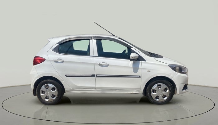 2019 Tata Tiago XT DIESEL, Diesel, Manual, 1,13,660 km, Right Side View