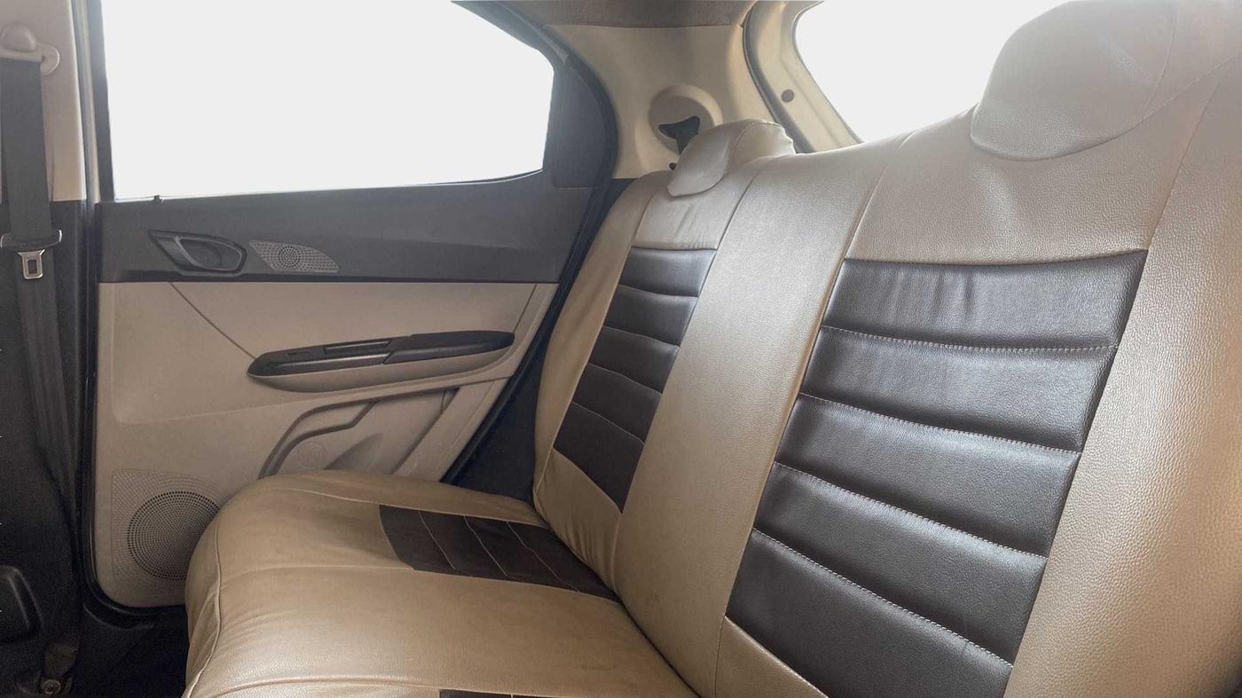 2019 Tata Tiago XT DIESEL, Diesel, Manual, 1,13,660 km, Right Side Rear Door Cabin