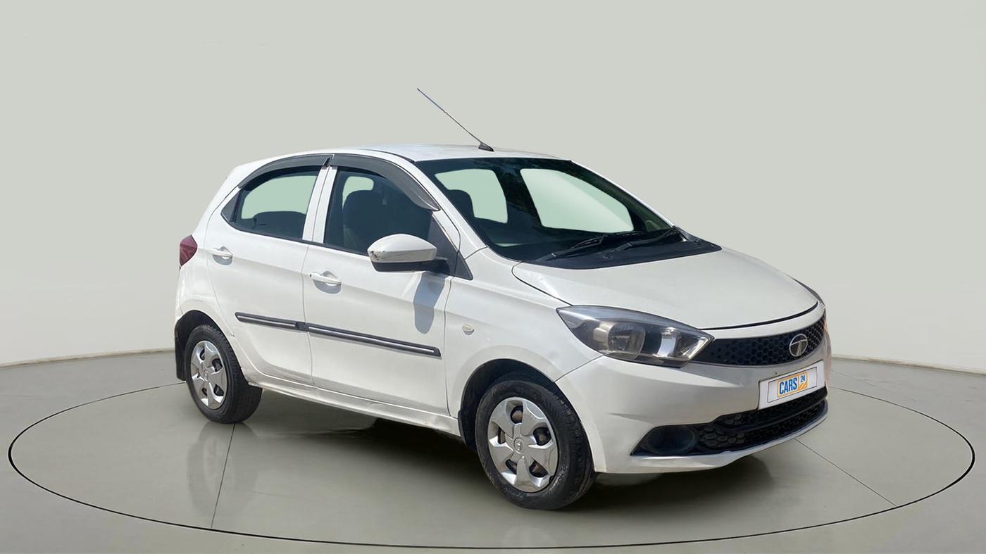2019 Tata Tiago XT DIESEL, Diesel, Manual, 1,13,660 km, Right Front Diagonal