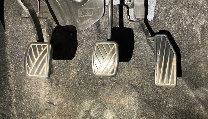 2021 Maruti Swift VXI, Petrol, Manual, 30,004 km, Pedals