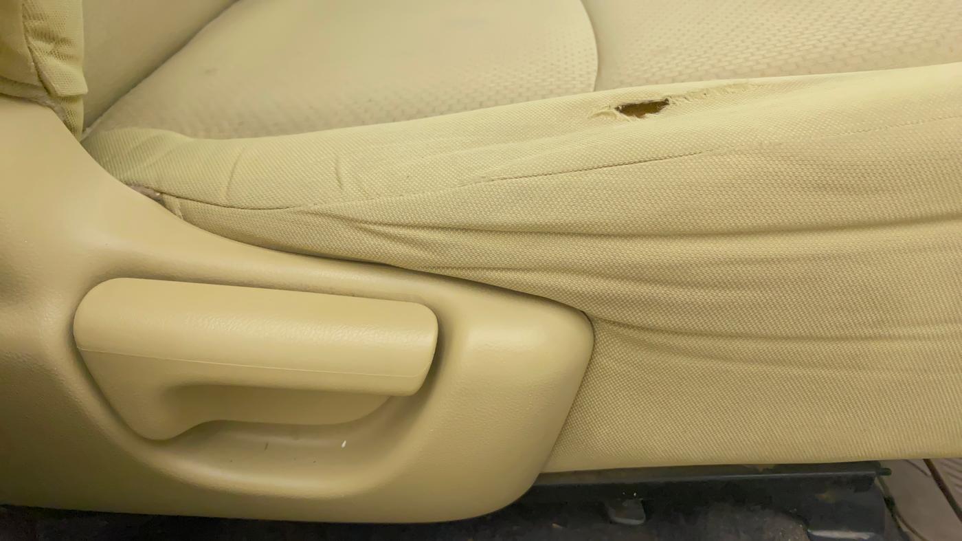 2017 Honda Amaze 1.5L I-DTEC E, Diesel, Manual, 1,20,201 km, Driver Side Adjustment Panel